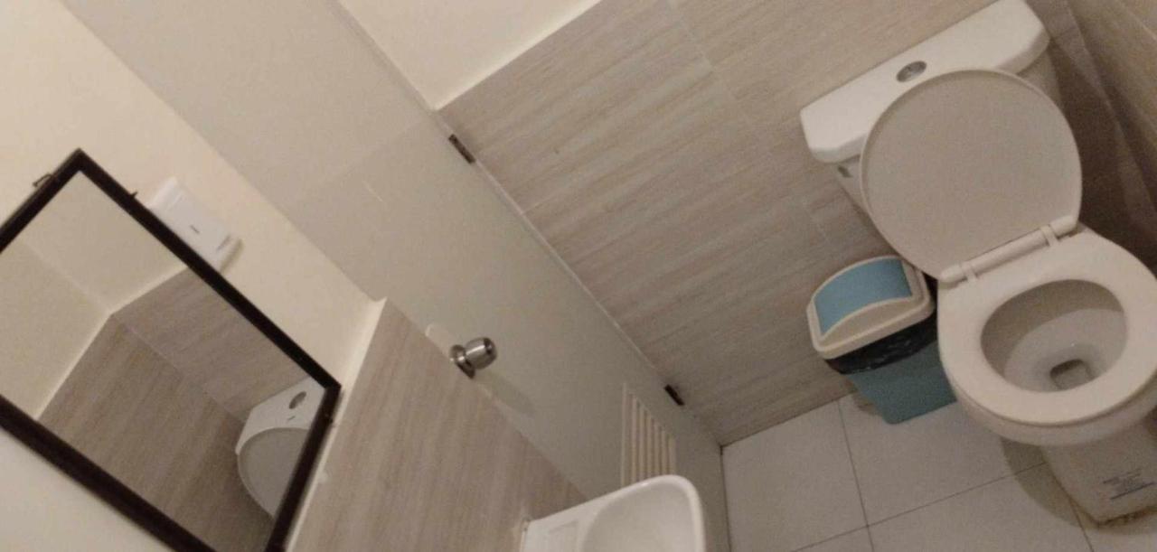 Cheri Backpackers Hostel 몰볼 외부 사진