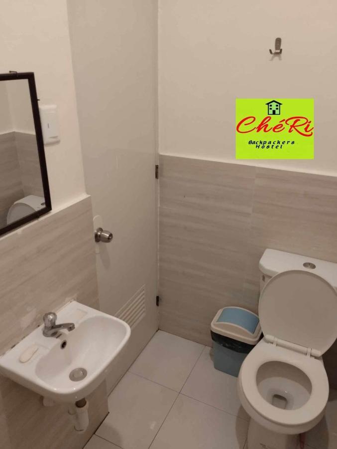 Cheri Backpackers Hostel 몰볼 외부 사진
