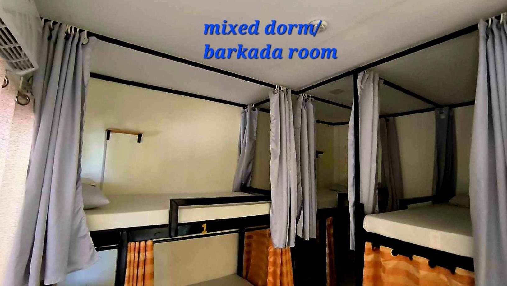Cheri Backpackers Hostel 몰볼 외부 사진