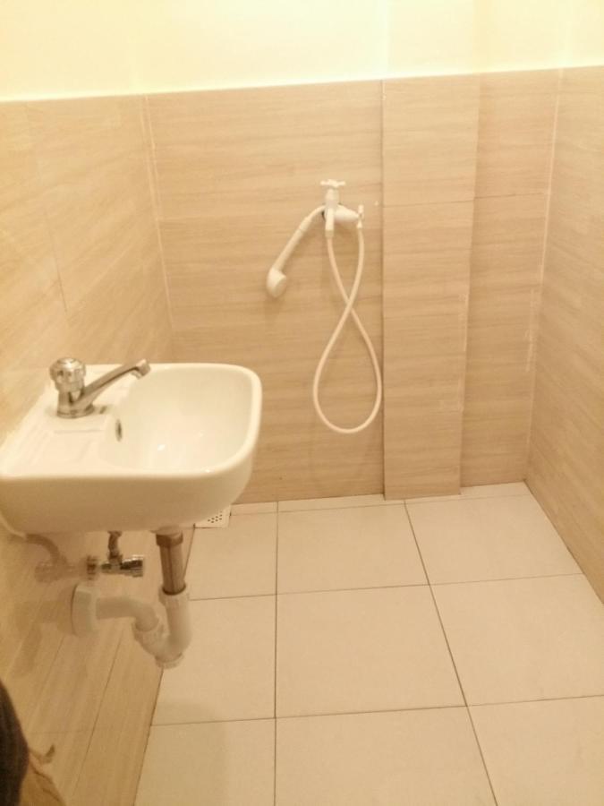 Cheri Backpackers Hostel 몰볼 외부 사진